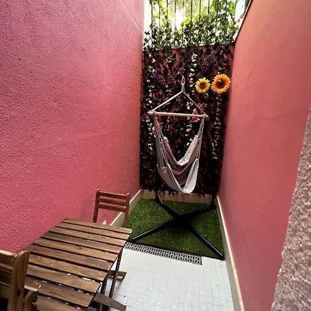 Artistic Digital Getaway - Patio & Great Location! Appartement Lissabon Buitenkant foto